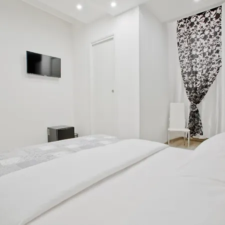 New Rome House 2